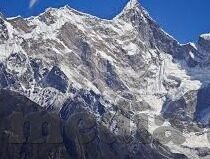 免费麻豆av在线天空传媒-跌落云端，免费麻豆AV影院与天空传媒的暧昧纠葛